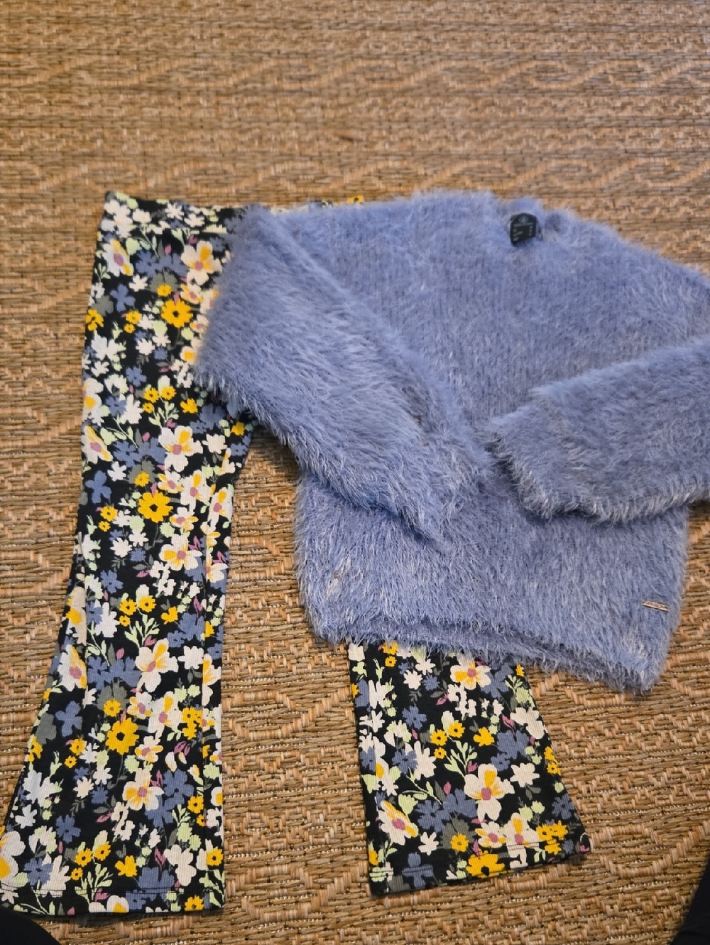 Volcom | Fuzzy Knit Top & Bell Leggings